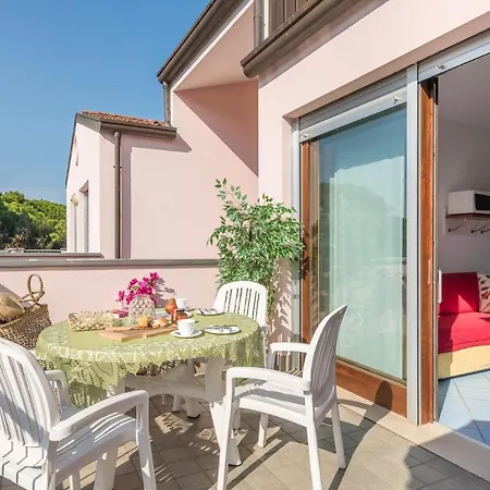 Bosco Canoro Bibione Residence-3